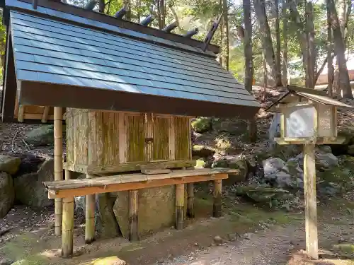 元伊勢内宮 皇大神社の{uncategorized: "未分類", other: "その他", undefined: "問題あり", building: "その他建物", grave: "お墓", sacred_gate: "鳥居", guardian: "狛犬", statue: "像", buddha: "仏像", history: "歴史", nature: "自然", garden: "庭園", animal: "動物", pagoda: "塔", temizu: "手水舎", mountain_gate: "山門・神門", sanctuary: "本殿・本堂", subordinate: "末社・摂社", art: "芸術", scenery: "景色", jizo: "地蔵", ema: "絵馬", goshuin: "御朱印", omikuji: "おみくじ", items: "授与品その他", amulet: "お守り", goshuincho: "御朱印帳", eats: "食事", festival: "お祭り", votive_dance: "神楽", shichigosan: "七五三参", wedding: "結婚式", experience: "体験その他", initially: "初詣", around: "周辺", anti_infection: "感染症対策"}