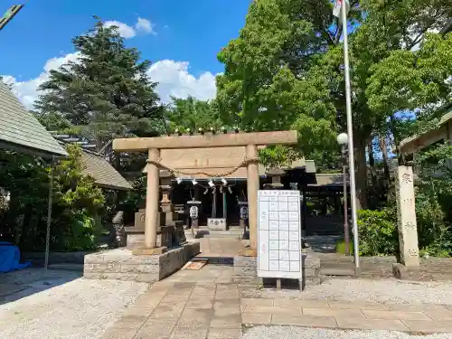 寒川神社の鳥居