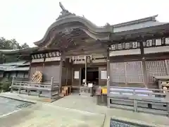 諏訪神社の本殿