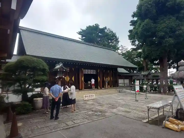 松陰神社の本殿・本堂