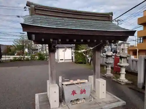 三保杉山神社の手水舎