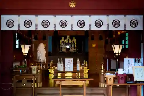 前川神社の本殿