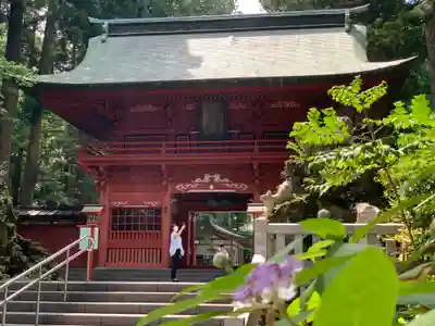 富士山東口本宮 冨士浅間神社の山門・神門