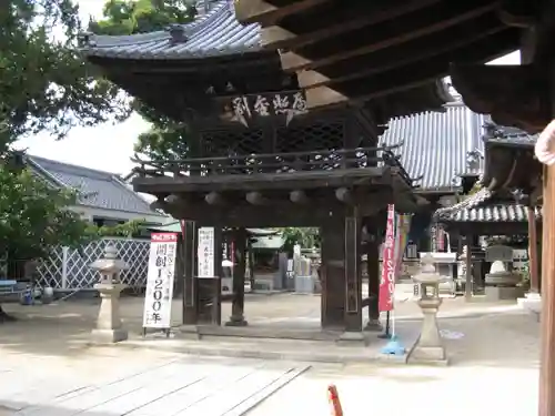 圓明寺の山門