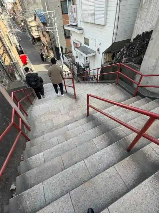須賀神社の{uncategorized: "未分類", other: "その他", undefined: "問題あり", building: "その他建物", grave: "お墓", sacred_gate: "鳥居", guardian: "狛犬", statue: "像", buddha: "仏像", history: "歴史", nature: "自然", garden: "庭園", animal: "動物", pagoda: "塔", temizu: "手水舎", mountain_gate: "山門・神門", sanctuary: "本殿・本堂", subordinate: "末社・摂社", art: "芸術", scenery: "景色", jizo: "地蔵", ema: "絵馬", goshuin: "御朱印", omikuji: "おみくじ", items: "授与品その他", amulet: "お守り", goshuincho: "御朱印帳", eats: "食事", festival: "お祭り", votive_dance: "神楽", shichigosan: "七五三参", wedding: "結婚式", experience: "体験その他", initially: "初詣", around: "周辺", anti_infection: "感染症対策"}