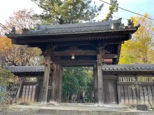光明寺の山門・神門
