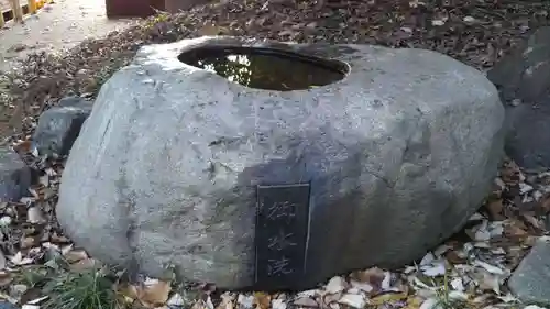 富士神社の手水舎