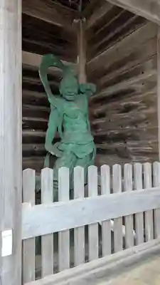 禅徳寺の像
