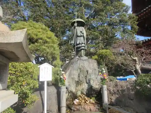 川崎大師（平間寺）の像