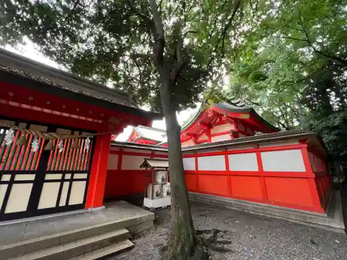 金神社の本殿