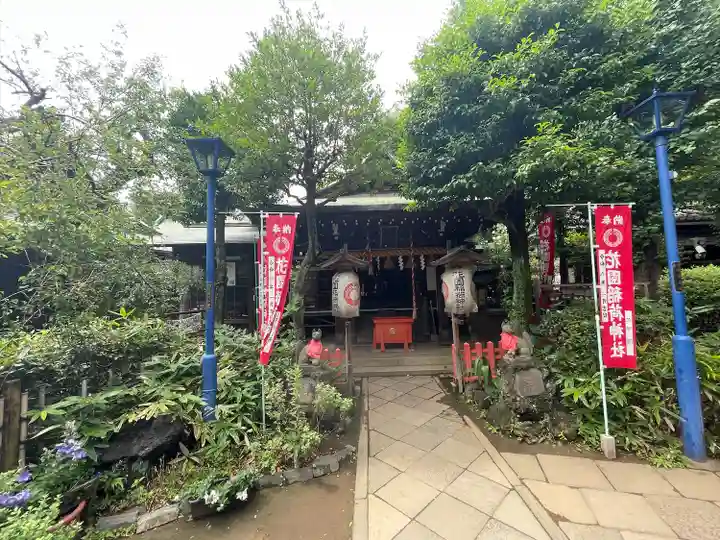 花園稲荷神社の本殿・本堂
