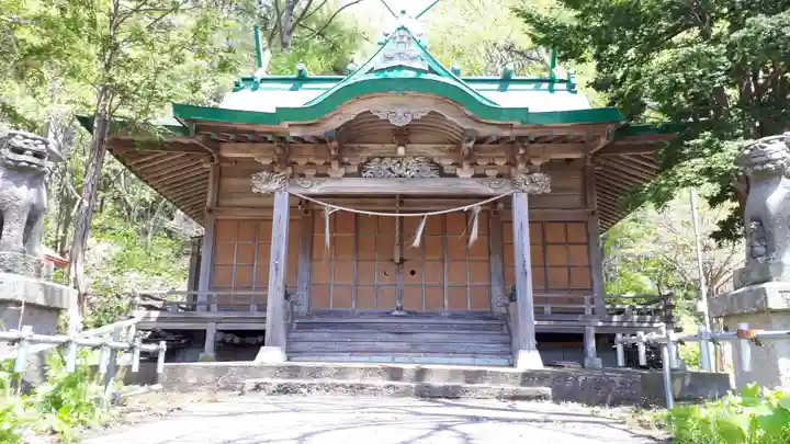 忍路神社の本殿・本堂