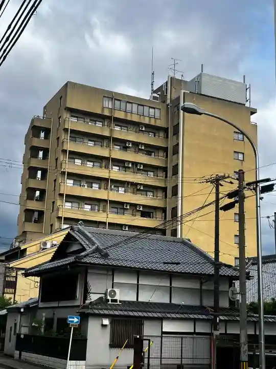 善永寺の{uncategorized: "未分類", other: "その他", undefined: "問題あり", building: "その他建物", grave: "お墓", sacred_gate: "鳥居", guardian: "狛犬", statue: "像", buddha: "仏像", history: "歴史", nature: "自然", garden: "庭園", animal: "動物", pagoda: "塔", temizu: "手水舎", mountain_gate: "山門・神門", sanctuary: "本殿・本堂", subordinate: "末社・摂社", art: "芸術", scenery: "景色", jizo: "地蔵", ema: "絵馬", goshuin: "御朱印", omikuji: "おみくじ", items: "授与品その他", amulet: "お守り", goshuincho: "御朱印帳", eats: "食事", festival: "お祭り", votive_dance: "神楽", shichigosan: "七五三参", wedding: "結婚式", experience: "体験その他", initially: "初詣", around: "周辺", anti_infection: "感染症対策"}