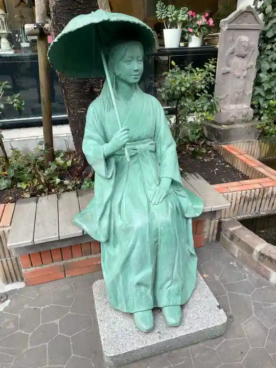 法真寺の{uncategorized: "未分類", other: "その他", undefined: "問題あり", building: "その他建物", grave: "お墓", sacred_gate: "鳥居", guardian: "狛犬", statue: "像", buddha: "仏像", history: "歴史", nature: "自然", garden: "庭園", animal: "動物", pagoda: "塔", temizu: "手水舎", mountain_gate: "山門・神門", sanctuary: "本殿・本堂", subordinate: "末社・摂社", art: "芸術", scenery: "景色", jizo: "地蔵", ema: "絵馬", goshuin: "御朱印", omikuji: "おみくじ", items: "授与品その他", amulet: "お守り", goshuincho: "御朱印帳", eats: "食事", festival: "お祭り", votive_dance: "神楽", shichigosan: "七五三参", wedding: "結婚式", experience: "体験その他", initially: "初詣", around: "周辺", anti_infection: "感染症対策"}