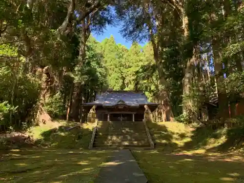 八幡神社の本殿・本堂