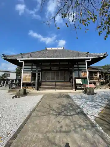 願照寺の本殿・本堂