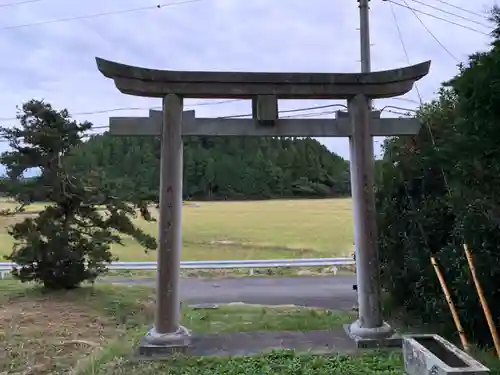 東小高神社の鳥居