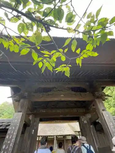 横浜　西方寺の山門・神門
