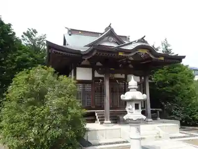 諏訪神社の本殿・本堂