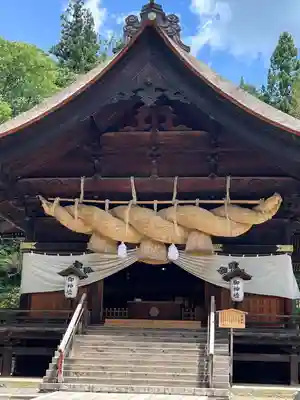 諏訪大社下社秋宮(長野県)