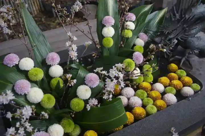 東海市熊野神社の手水舎