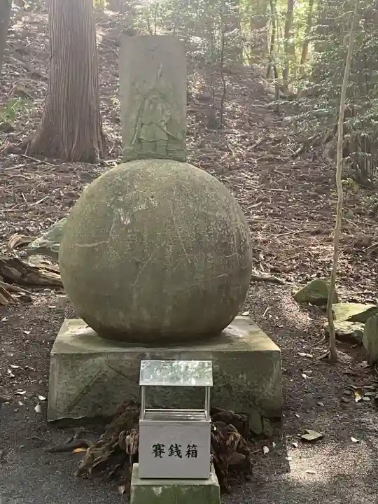 椿大神社の{uncategorized: "未分類", other: "その他", undefined: "問題あり", building: "その他建物", grave: "お墓", sacred_gate: "鳥居", guardian: "狛犬", statue: "像", buddha: "仏像", history: "歴史", nature: "自然", garden: "庭園", animal: "動物", pagoda: "塔", temizu: "手水舎", mountain_gate: "山門・神門", sanctuary: "本殿・本堂", subordinate: "末社・摂社", art: "芸術", scenery: "景色", jizo: "地蔵", ema: "絵馬", goshuin: "御朱印", omikuji: "おみくじ", items: "授与品その他", amulet: "お守り", goshuincho: "御朱印帳", eats: "食事", festival: "お祭り", votive_dance: "神楽", shichigosan: "七五三参", wedding: "結婚式", experience: "体験その他", initially: "初詣", around: "周辺", anti_infection: "感染症対策"}