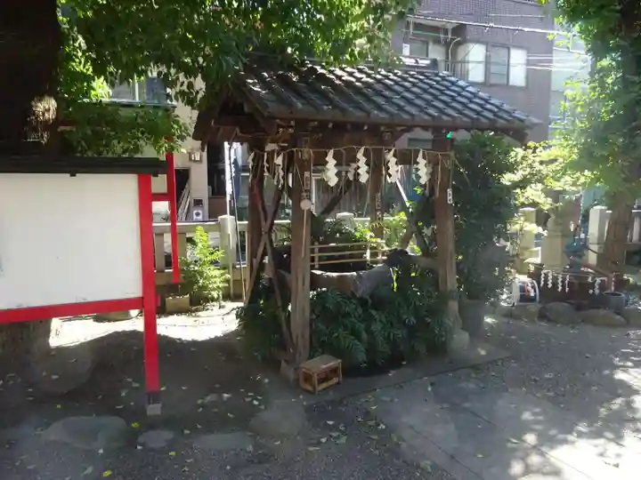 矢先稲荷神社の手水舎