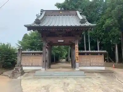 本松寺の山門