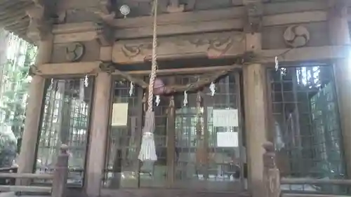 穴森神社の本殿・本堂