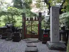 小野照崎神社の末社