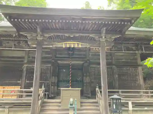 本山寺の本殿・本堂