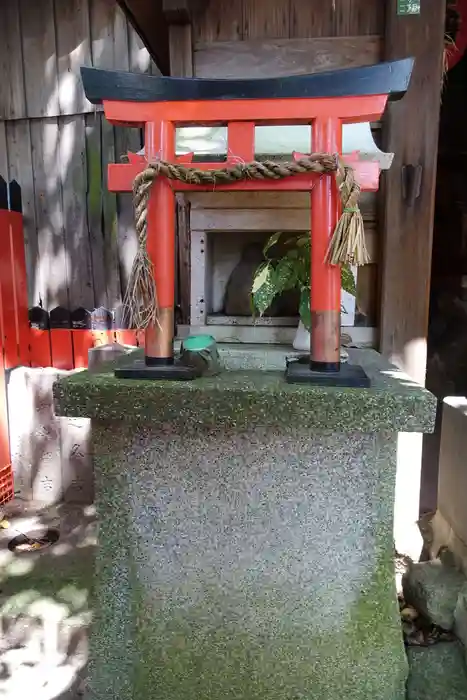 末廣稲荷神社の鳥居