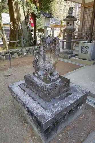 大村神社の狛犬