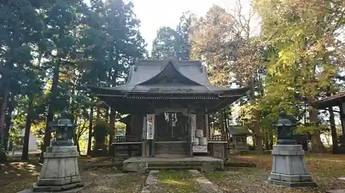 月山神社の本殿