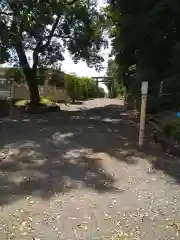 中氷川神社の建物その他