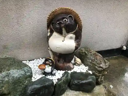 妙音寺の像