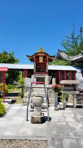 乙津寺　（鏡島弘法）の{uncategorized: "未分類", other: "その他", undefined: "問題あり", building: "その他建物", grave: "お墓", sacred_gate: "鳥居", guardian: "狛犬", statue: "像", buddha: "仏像", history: "歴史", nature: "自然", garden: "庭園", animal: "動物", pagoda: "塔", temizu: "手水舎", mountain_gate: "山門・神門", sanctuary: "本殿・本堂", subordinate: "末社・摂社", art: "芸術", scenery: "景色", jizo: "地蔵", ema: "絵馬", goshuin: "御朱印", omikuji: "おみくじ", items: "授与品その他", amulet: "お守り", goshuincho: "御朱印帳", eats: "食事", festival: "お祭り", votive_dance: "神楽", shichigosan: "七五三参", wedding: "結婚式", experience: "体験その他", initially: "初詣", around: "周辺", anti_infection: "感染症対策"}