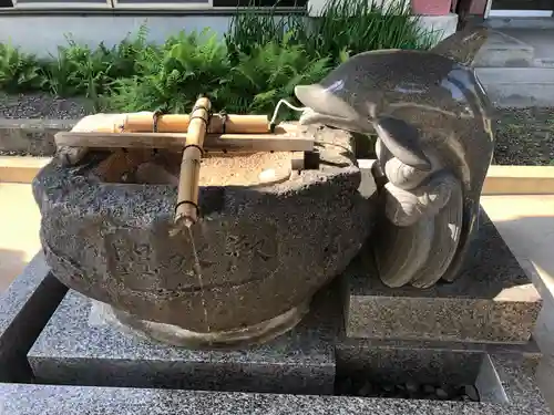 諏訪神社の手水舎