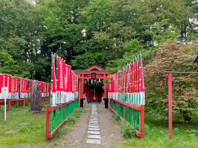 日光二荒山神社中宮祠の末社・摂社