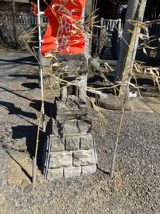 鹿島神社の{uncategorized: "未分類", other: "その他", undefined: "問題あり", building: "その他建物", grave: "お墓", sacred_gate: "鳥居", guardian: "狛犬", statue: "像", buddha: "仏像", history: "歴史", nature: "自然", garden: "庭園", animal: "動物", pagoda: "塔", temizu: "手水舎", mountain_gate: "山門・神門", sanctuary: "本殿・本堂", subordinate: "末社・摂社", art: "芸術", scenery: "景色", jizo: "地蔵", ema: "絵馬", goshuin: "御朱印", omikuji: "おみくじ", items: "授与品その他", amulet: "お守り", goshuincho: "御朱印帳", eats: "食事", festival: "お祭り", votive_dance: "神楽", shichigosan: "七五三参", wedding: "結婚式", experience: "体験その他", initially: "初詣", around: "周辺", anti_infection: "感染症対策"}