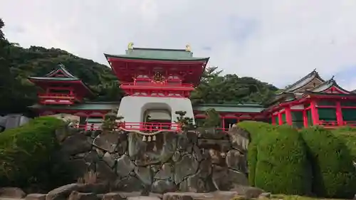 赤間神宮の山門・神門