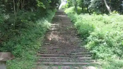 亀岡八幡宮の周辺