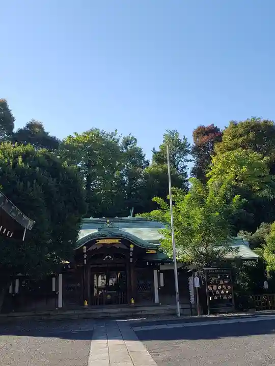 白金氷川神社の本殿・本堂
