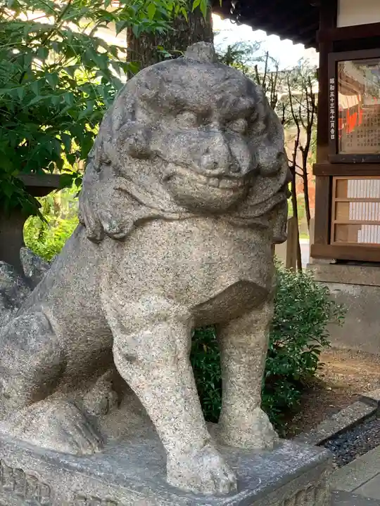熊野神社の狛犬