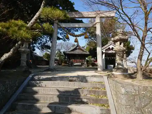 神明社の鳥居