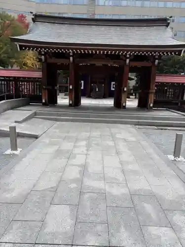 警固神社の山門・神門