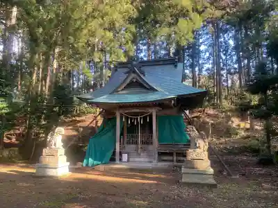 戸神社の{uncategorized: "未分類", other: "その他", undefined: "問題あり", building: "その他建物", grave: "お墓", sacred_gate: "鳥居", guardian: "狛犬", statue: "像", buddha: "仏像", history: "歴史", nature: "自然", garden: "庭園", animal: "動物", pagoda: "塔", temizu: "手水舎", mountain_gate: "山門・神門", sanctuary: "本殿・本堂", subordinate: "末社・摂社", art: "芸術", scenery: "景色", jizo: "地蔵", ema: "絵馬", goshuin: "御朱印", omikuji: "おみくじ", items: "授与品その他", amulet: "お守り", goshuincho: "御朱印帳", eats: "食事", festival: "お祭り", votive_dance: "神楽", shichigosan: "七五三参", wedding: "結婚式", experience: "体験その他", initially: "初詣", around: "周辺", anti_infection: "感染症対策"}