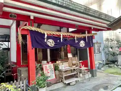 讃岐小白稲荷神社の本殿・本堂