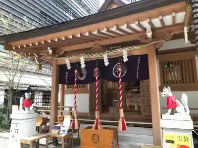 福徳神社（芽吹稲荷）の本殿・本堂