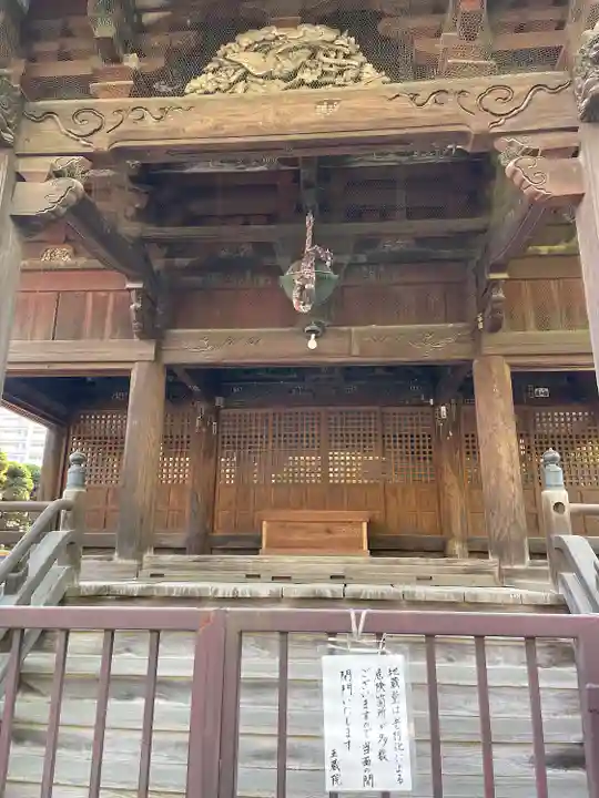 玉蔵院の本殿・本堂